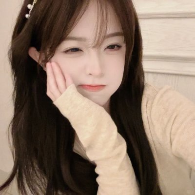 橘衫男子